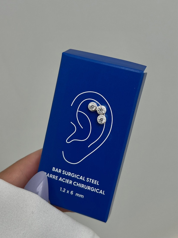 پیرسینگ گوش نقره عیار 925 پایه استیل نگیندار رنگ ثابت ضدحساسیت اورجینال برند سیکس